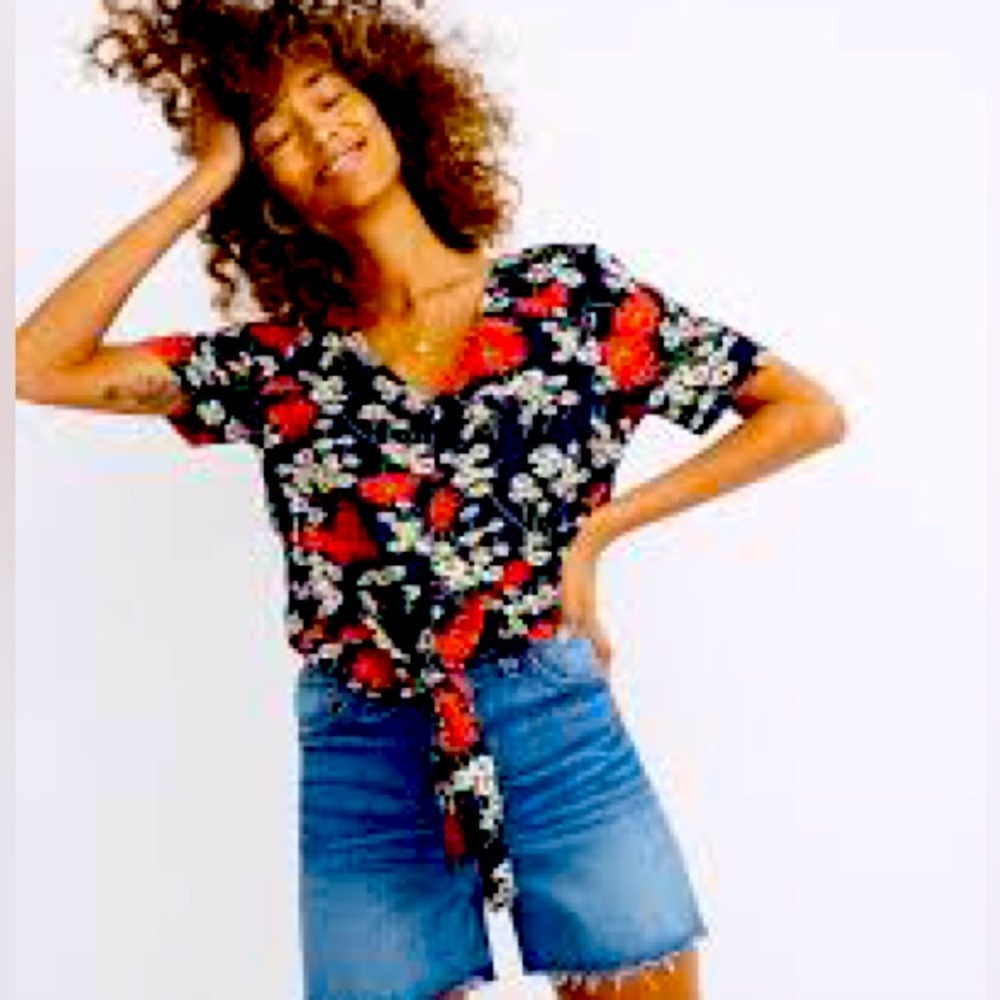 Madewell Blue Floral V-Neck Top, Size M, with Chic Tie Bow. Like New, Never Worn